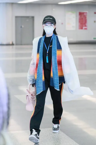 Chinese Actress Jiang Mengjie Shows One Airports Shanghai China 8Th — Stock Photo, Image