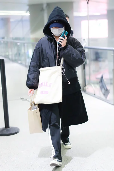 Chinese Actress Kan Qingzi Appears One Airports Shanghai China 8Th — Stock Photo, Image