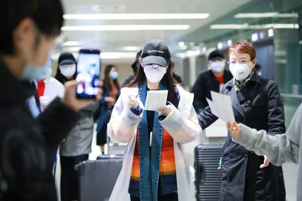 Chinese Actress Jiang Mengjie Shows One Airports Shanghai China 8Th — Stock Photo, Image