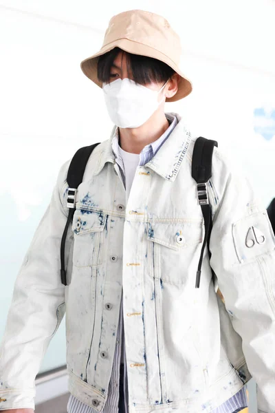 Chinese Actor Zhang Yunlong Arrives Beijing Airport Departure Beijing China — Stock Photo, Image