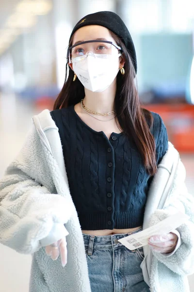 Chinese Actress Jiang Mengjie Arrives Shanghai Airport Departure Shanghai China — Stock Photo, Image