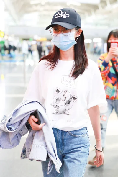 Attrice Cinese Chen Yuqi Yukee Chen Arriva Aeroporto Pechino Prima — Foto Stock