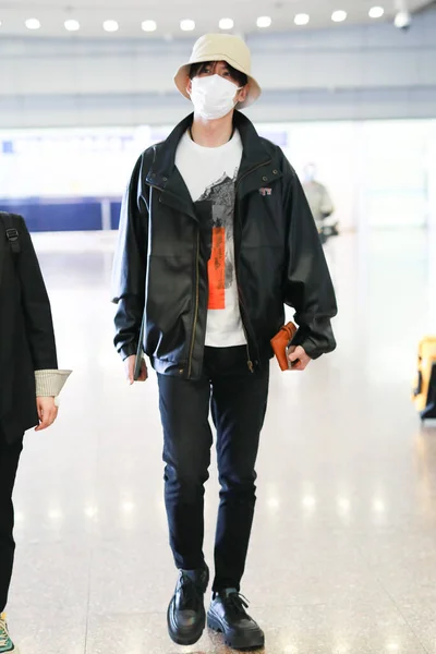 Chinese Actor Zhang Yunlong Also Kown Leon Zhang Arrives Airport — Stock Photo, Image