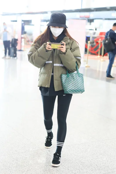 Chinese Singer Wang Feifei Arrives Beijing Airport Departure Beijing China — Stock Photo, Image