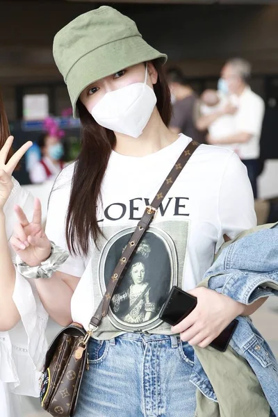 Chinese Actress Singer Lou Yixiao Loura Lou Arrives Changsha Airport — Stock Photo, Image