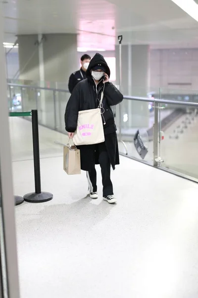 Chinese Actress Kan Qingzi Appears One Airports Shanghai China 8Th — Stock Photo, Image