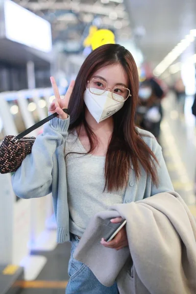 Chinese Actress Zhu Xudanbambi Zhuappears One Airports Beijing China 9Th — Stock Photo, Image