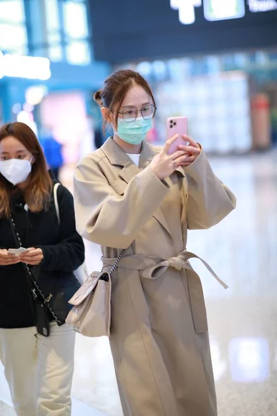 Attrice Cantante Conduttrice Televisiva Taiwanese Joe Chen Arriva Aeroporto Pechino — Foto Stock