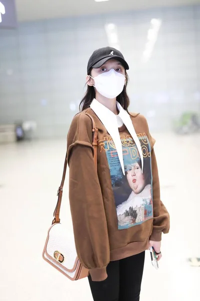 Chinese Actress Lin Yun Arrives Shanghai Airport Departure Shanghai China — Stock Photo, Image