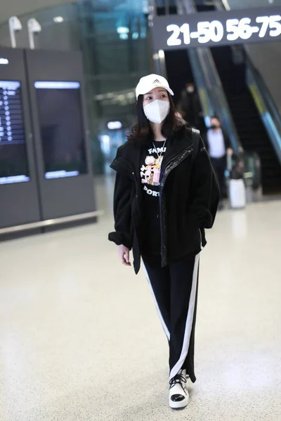 Attrice Hostess Cantante Cinese Liu Yan Arriva Aeroporto Shanghai Prima — Foto Stock