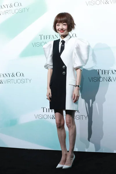Presentador Televisión Chino Ren Luyu Asiste Evento Promocional Tiffany Shanghai —  Fotos de Stock