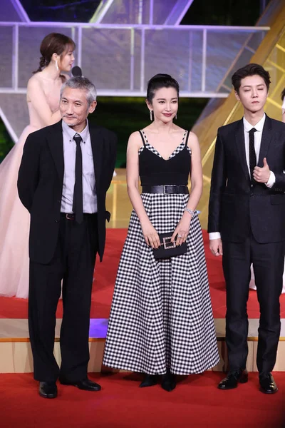 2019年11月23日中国南東部の福建省アモイ市で開催された第32回金鶏賞の閉会式に中国人女優 歌手の李冰冰が出席しました — ストック写真