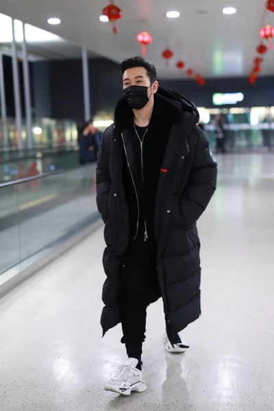 Ator Cantor Modelo Chinês Huang Xiaoming Chega Aeroporto Xangai Antes — Fotografia de Stock