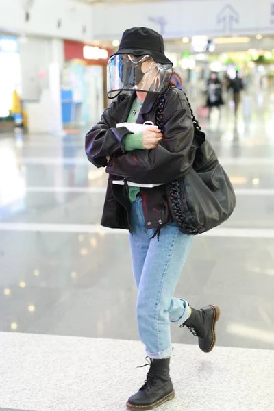 Anfitriona Actriz China Xin También Llamada Orfila Llega Aeropuerto Beijing — Foto de Stock