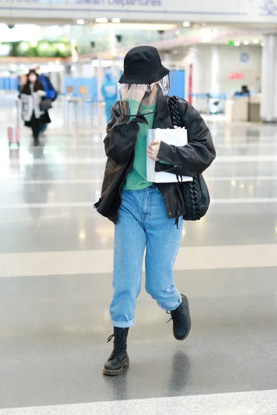 Chinese Host Actress Xin Also Named Orfila Arrives Airport Beijing — Stock Photo, Image
