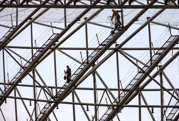 Los Constructores Están Ocupados Construcción Del Estadio Del Lago Dong — Foto de Stock