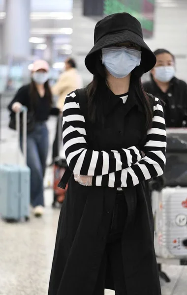 Chinese Actress Tan Songyun Arrives Airport Beijing China April 2020 — Stock Photo, Image