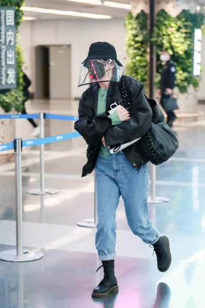 Anfitrião Chinês Atriz Xin Também Chamado Orfila Chega Aeroporto Pequim — Fotografia de Stock