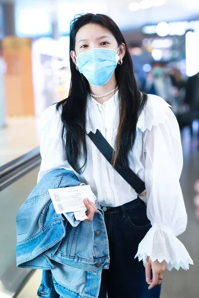 Actriz China Zhang Ruonan Llega Aeropuerto Beijing Antes Salida Beijing — Foto de Stock