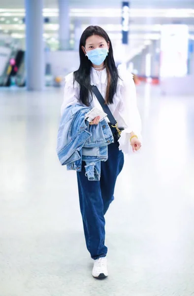 Chinese Actrice Zhang Ruonan Arriveert Voor Vertrek Een Luchthaven Peking — Stockfoto