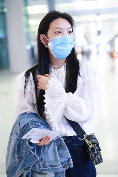 Chinese Actress Zhang Ruonan Arrives Beijing Airport Departure Beijing China — Stock Photo, Image