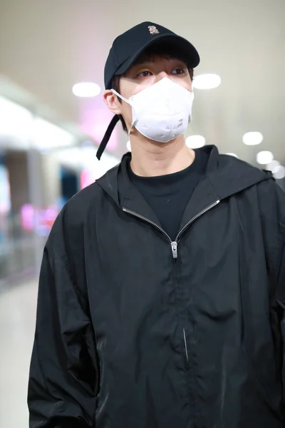 Chinese Actor Wei Daxun Shows Shanghai Airport Landing Shanghai China — Stock Photo, Image