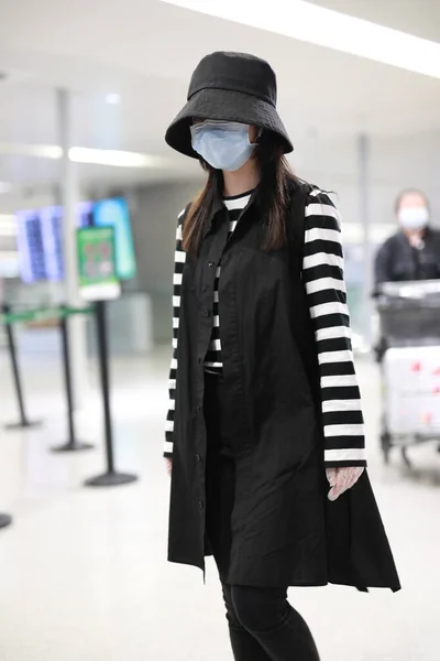Actrice Chinoise Tan Songyun Arrive Dans Aéroport Pékin Chine Avril — Photo