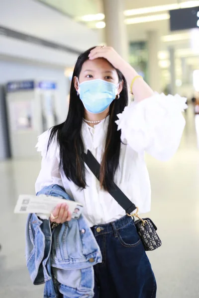 Actriz China Zhang Ruonan Llega Aeropuerto Beijing Antes Salida Beijing — Foto de Stock