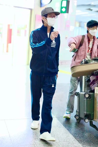 Chinese Singer Chen Chusheng Arrives Beijing Airport Departure Beijing China — Stock Photo, Image