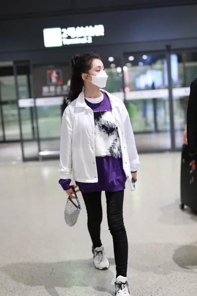 Chinese Actress Lin Yun Jelly Lin Shows Shanghai Airport Landing — Stock Photo, Image
