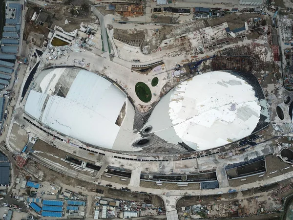 Una Antena Natatorio Estadio Cuya Estructura Principal Termina Gira Hacia —  Fotos de Stock