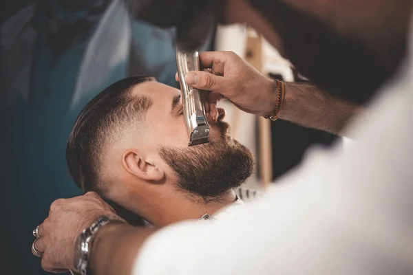 Barber Makes Beard Cut Client Hipster Client Visited Barbershop — ストック写真