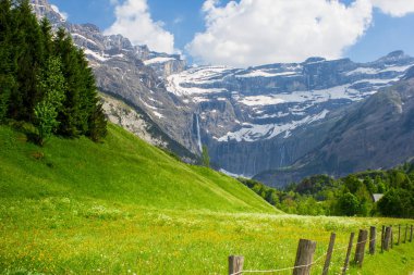 Şelale Pyrenees, Fransa, Gavarnie otelleri