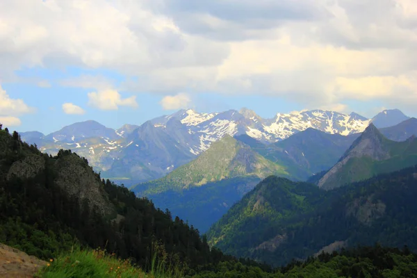 Pyrenees mountains in the summer — Stock Photo, Image