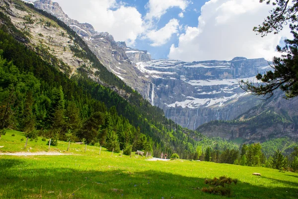 Lato w Pirenejach — Zdjęcie stockowe