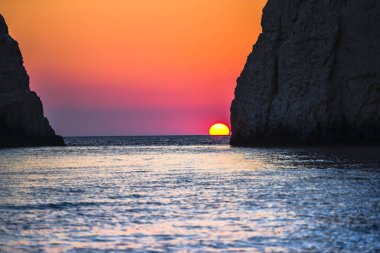 Denizde gün batımı