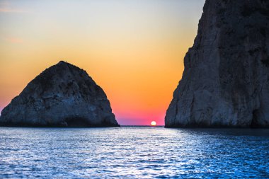 Denizde gün batımı