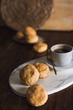 peynir rustik ayarı ile ev yapımı çörekler
