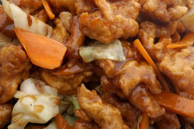 Çin yemeği. Chichen soya sosu ve sebze