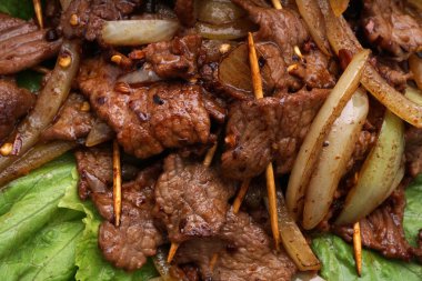 Çin yemeği. Çin baharatlı Dana eti Stick