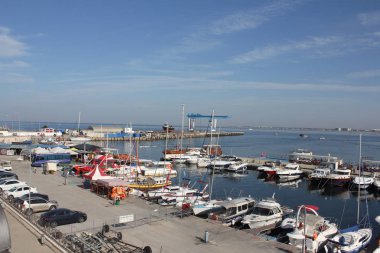 Karadeniz'de Anapa Rıhtımı