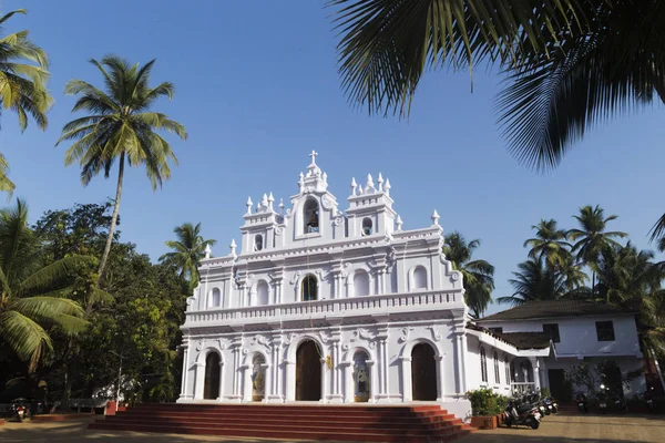 Güzel Katolik Kilisesi Portekiz kolonisi tarafından inşa