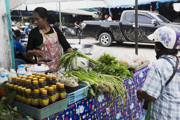 Тайська ринку продукти і фрукти багато зелені — стокове фото