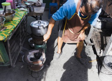 Tay piyasa ürünleri ve meyve yeşillikler içinde bir sürü