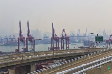 gemiler için Hong Kong bağlantı noktası depolar