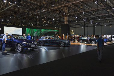 Moskova Uluslararası Motor Show'da Otomobil Fuarı