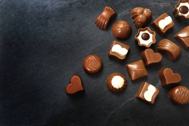 Çeşitli çikolata aperatifler