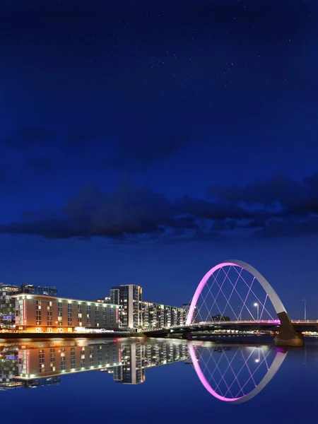 Rzeka Glasgow Clyde i łuku — Zdjęcie stockowe