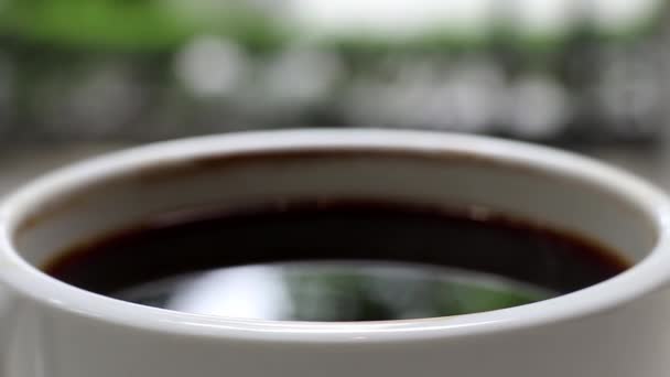 Békés Kilátás Utcára Egy Csésze Fekete Kávéval Várok Valakire Vagy — Stock videók