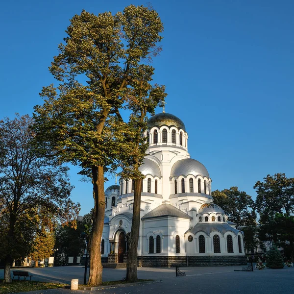 20 Ekim 2016 - Kamianets-Podilskyi, Ukrayna: Eski Alexander Nevsky Katedrali, Kamenetz-Podolsk. Antik katedral güzel Kamianets-Podilskyi, Khmelnitsky region, Ukrayna — Stok fotoğraf